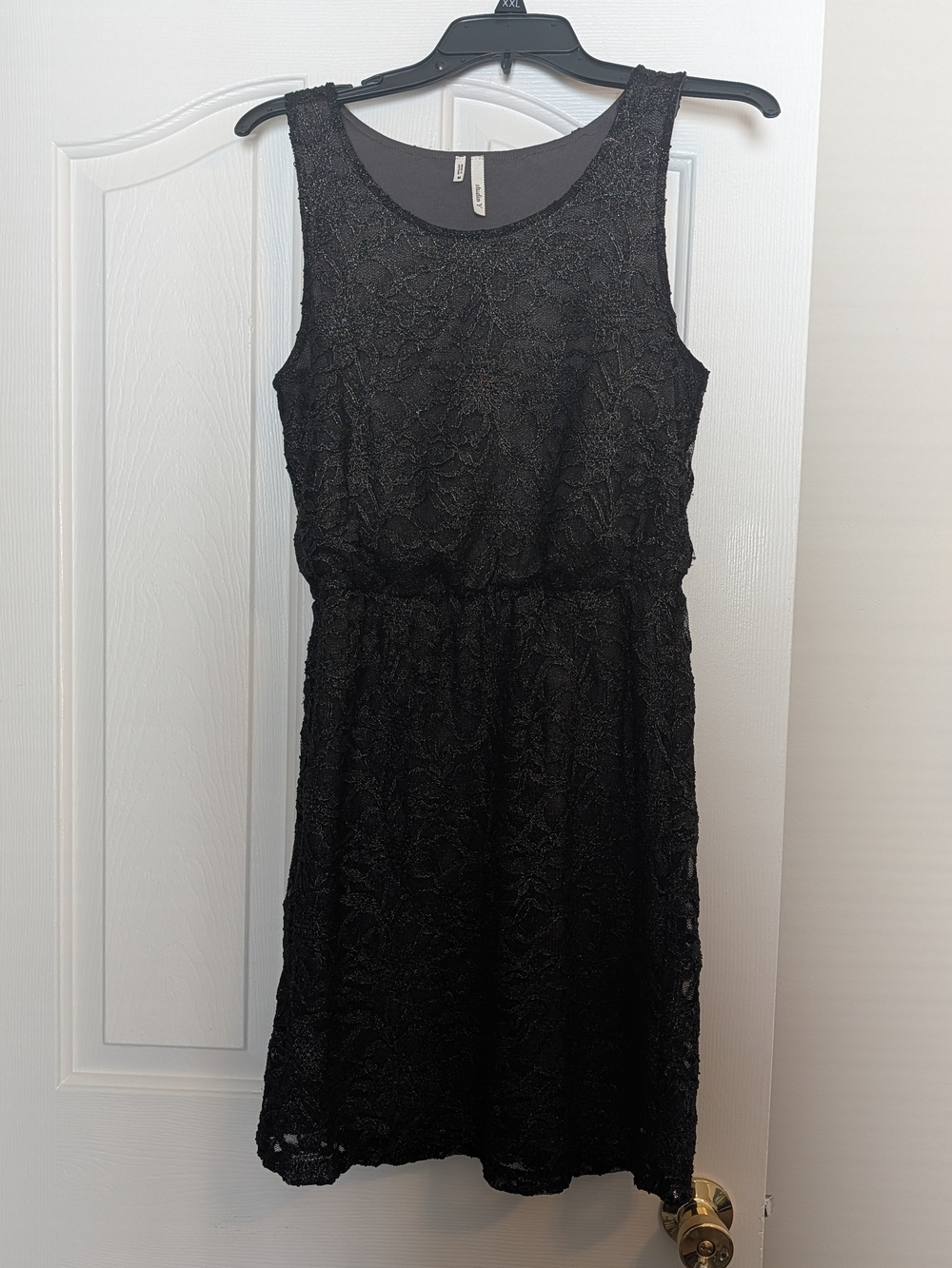 Black Lace Sleeveless Dress